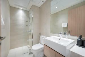 StayShort - Apartment in Meydan sleeps 2 with Private Balcony