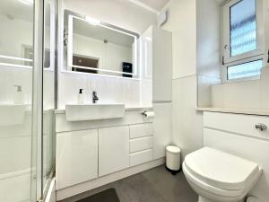 Modern Studio Apt , Wifi , Workspace , Zone 2