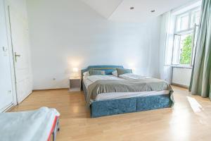 Comfortable Private Rooms in shared Apt, Near Belvedere Palace