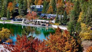 JASNA NATUR Resort by the lake