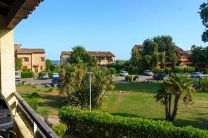 A nostra casetta corsa, Carina, en bord de mer