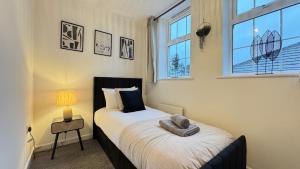 Stylish & Comfortable 2-Bedroom Flat in Bessacarr, Doncaster