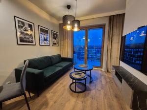 Apartamenty Ceglana Park- piękne osiedle- nowe luksusowe mieszkanie z biurkiem