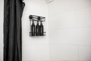 Modern 1-Bed - Free Parking - WiFi - Near Station