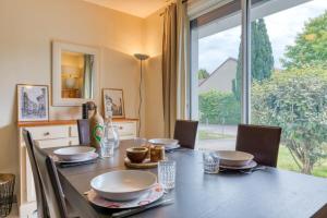 LOlivier charmante maison avec parking et jardin