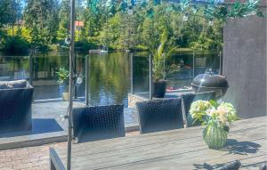 Gorgeous Home In Borås With Sauna