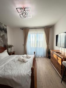 Stylish Ava Towers Apartments by Glam with Parking