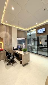 Hotel Unicorn Althan, Surat