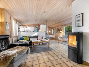 Holiday Home Maaria - 600m from the sea by Interhome