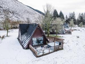 Chalet Lothlorien Lodge 4 by Interhome