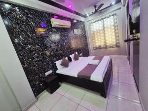 Hotel D S Villa