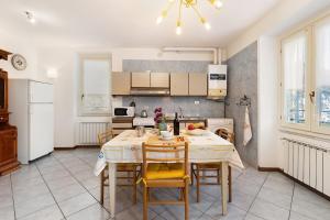 Mountain View Retreat near Lake Como and fast WIFI