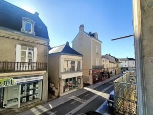 Le 16 Place de lAbbatiale