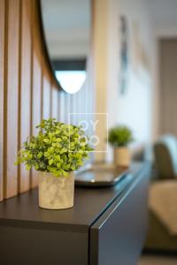 Gia Serena, first-floor apt, terrace, pool, playground - by Oyoostays