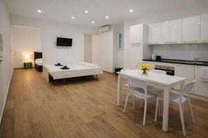 Fully Equipped 1-Bedroom Central Menton