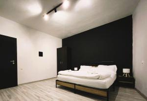 The Nomads Nest - Old Town