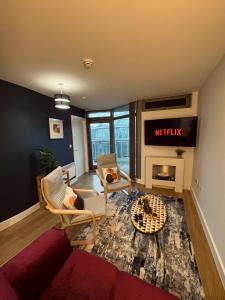 A&A Luxury Stay Mowbray - 1Bdr Apt w Balcony & Views