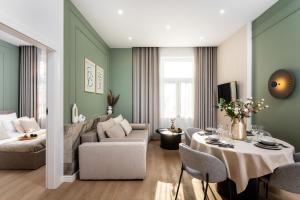 2x Perfect Apartment OLD TOWN 5min Main Market Square AC WiFi Parking Balcony