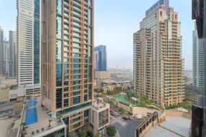 VayK - Lovely 1BR in Central Dubai Marina