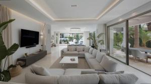 Amazing guest house in Marbella w superb pool