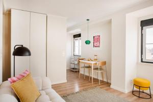 Stunning Views | Lisbon Chic Stay