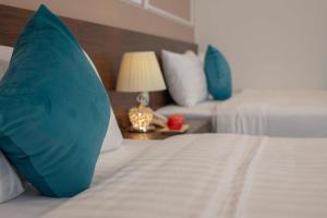 Ha Noi Airport Hotel & Travel