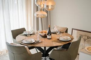 Seaphir - vacation apartment with pool in Nieuwpoort