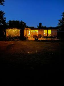 Summer House Charm Near The Beach And Rågeleje