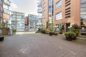 SM Center located room on the canal