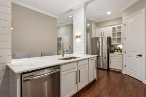 Summerwoods 1903 condo