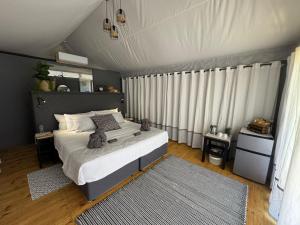 Jacil Riverside Accommodation