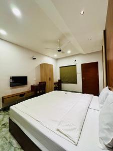 Neem Residency