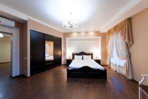 One-Bedroom Suite room in Hotel Kupecheskiy Dom