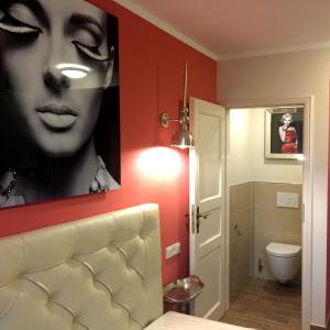 Double Room room in Design-Hotel Chapeau Noir