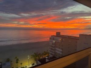 Apartamento com vista para o mar na varanda gourmet 3 quartos