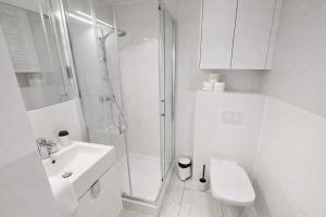 Angel Dreams by the River Walońska 15&19 od WroApart-PL