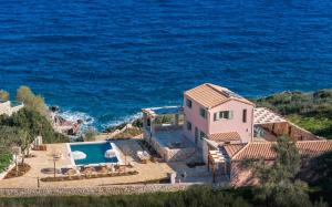 Astarte Villas