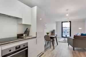 Spacious & Bright 1 Bed Flat in Central Birmingham