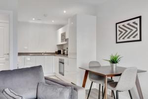 Spacious & Bright 1 Bed Flat in Central Birmingham