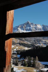 Luxury Chalet at the Foot of the Dolomites by the Castle