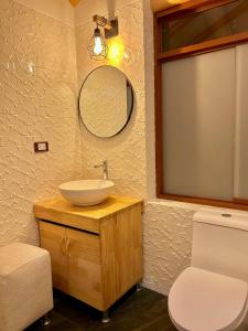 Beautiful house in the Sacred Valley, Arin Falls