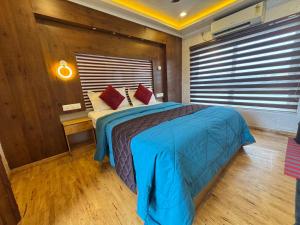 Jalapriya premium houseboat