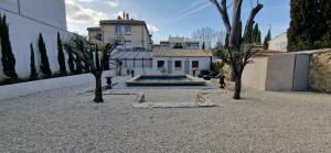 superbe escapade au cœur de la ville clim parking et piscine