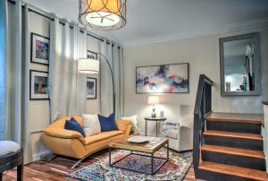 The Raisin by Carolina Mornings