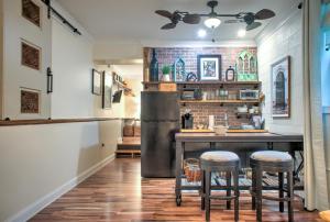 The Raisin by Carolina Mornings