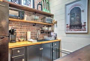 The Raisin by Carolina Mornings