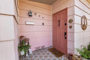 Boho Wellness Retreat 3BR with Sauna & Cold Plunge