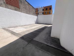 Rento funcionales recamaras dentro de una casa residencial