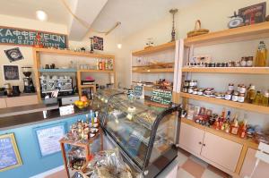 Byronas Apartments- Maisonette with sea-view