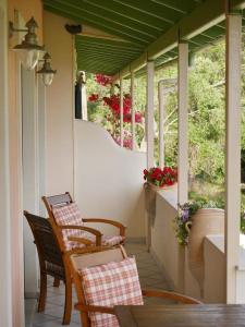 Byronas Apartments- Maisonette with sea-view